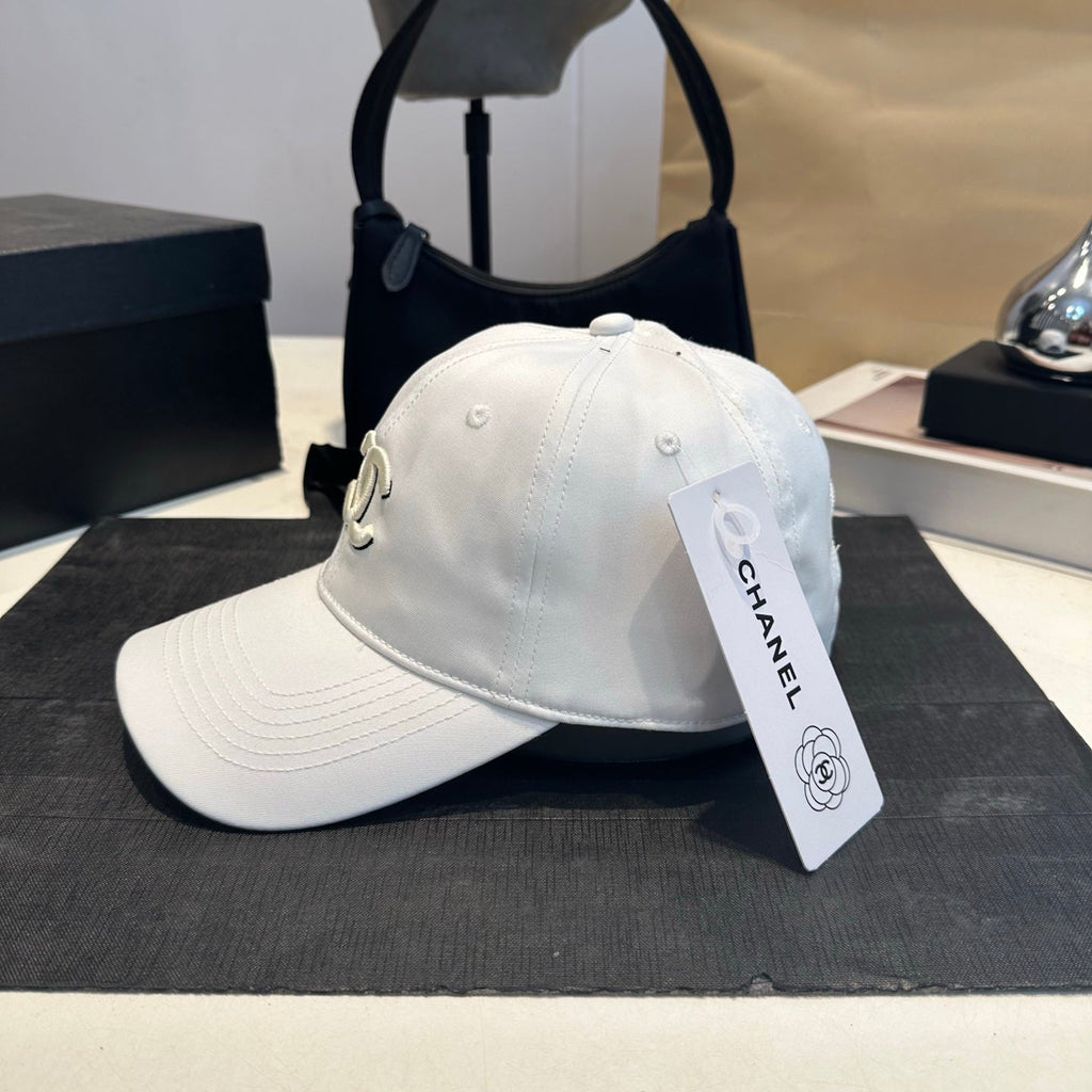 Embroidered Cotton Baseball Cap — White