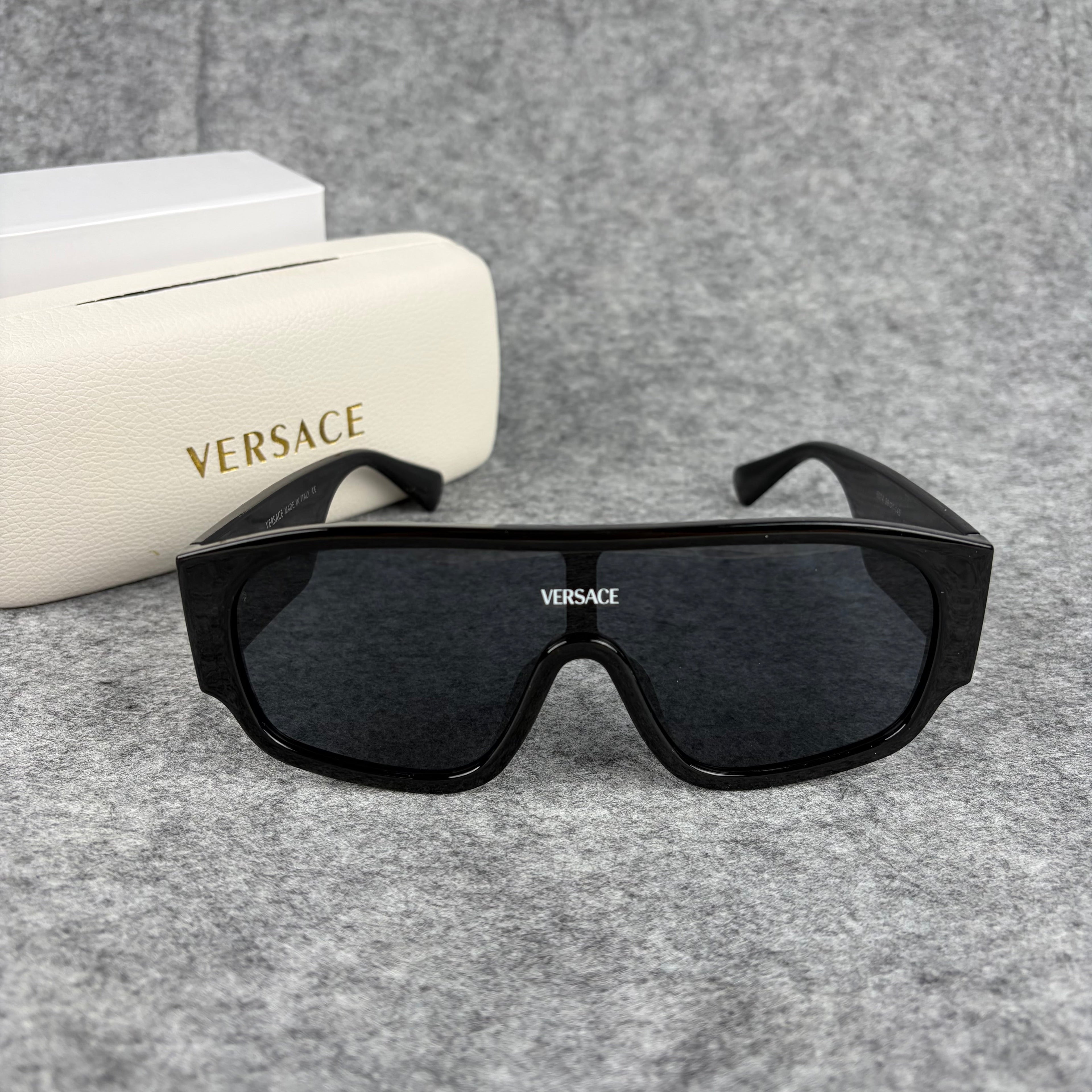 Modern Oversized Shield Sunglasses | Lightweight UV-Protection