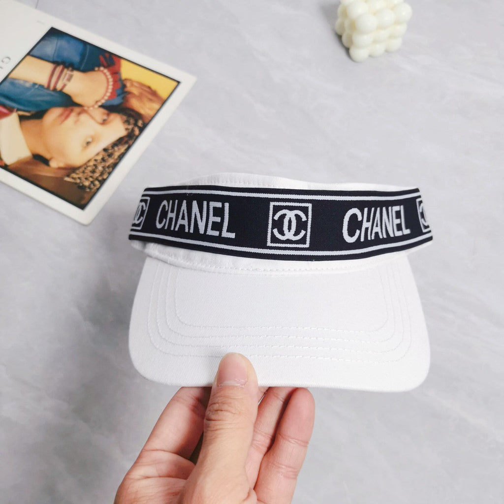 Women's Classic Black & White Visor Hat