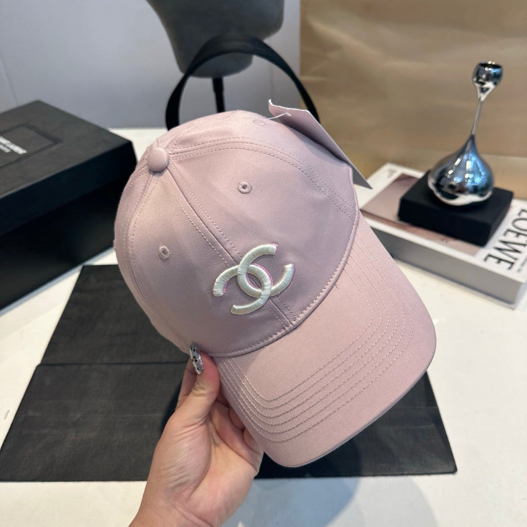 Embroidered Cotton Baseball Cap — Blush