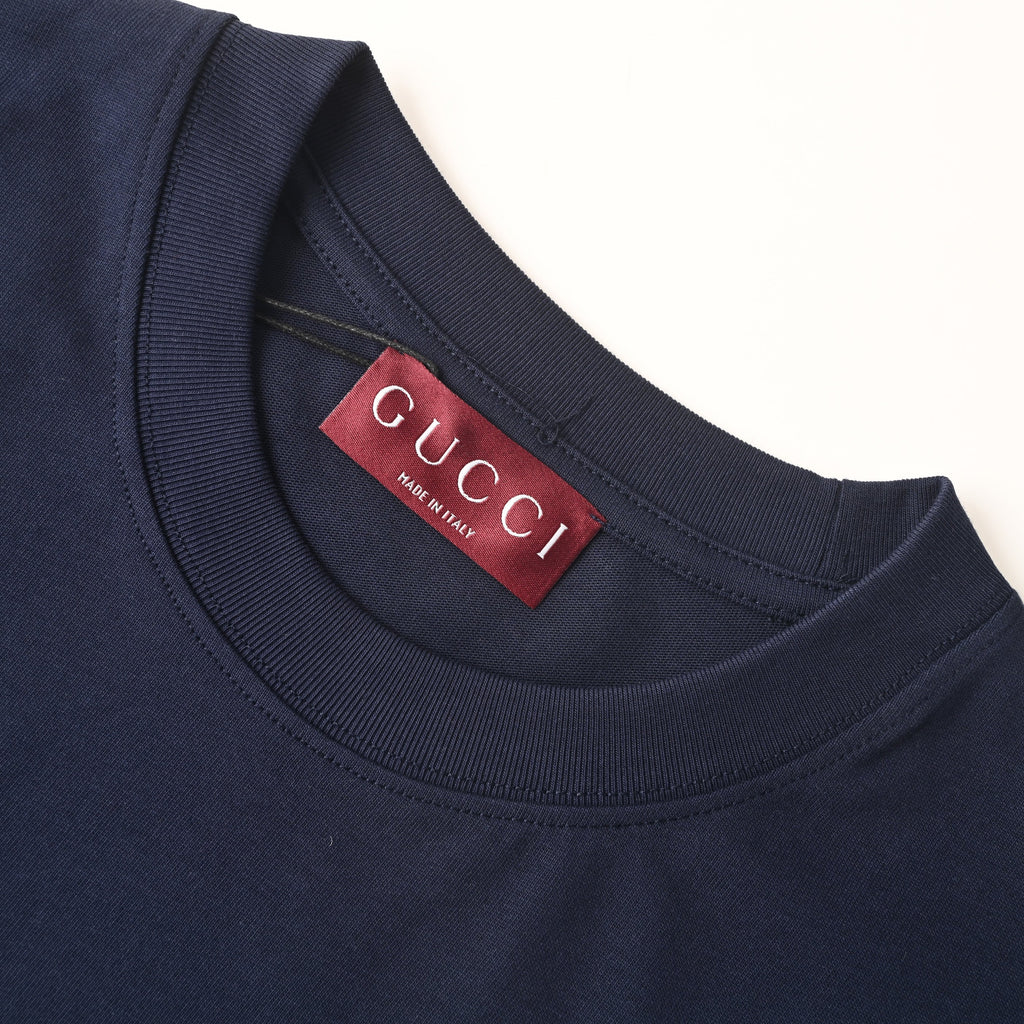 New brand new Gucci T-shirt