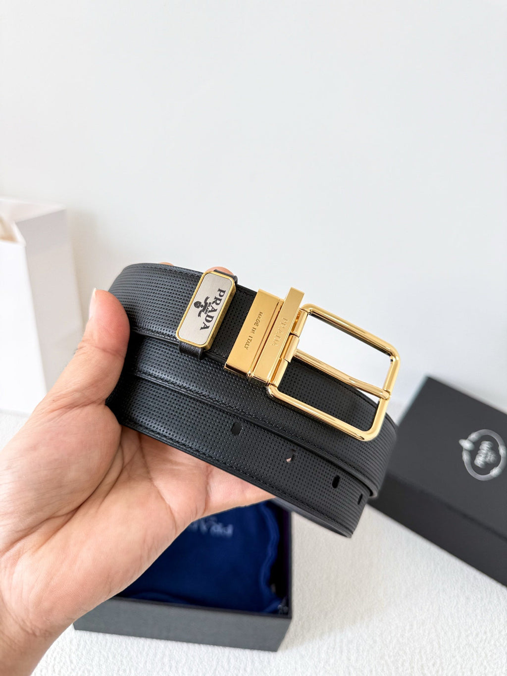 Luxury Full-Grain Leather Belt – Gold-Tone Pin Buckle | Designer Style 3.5cm Width