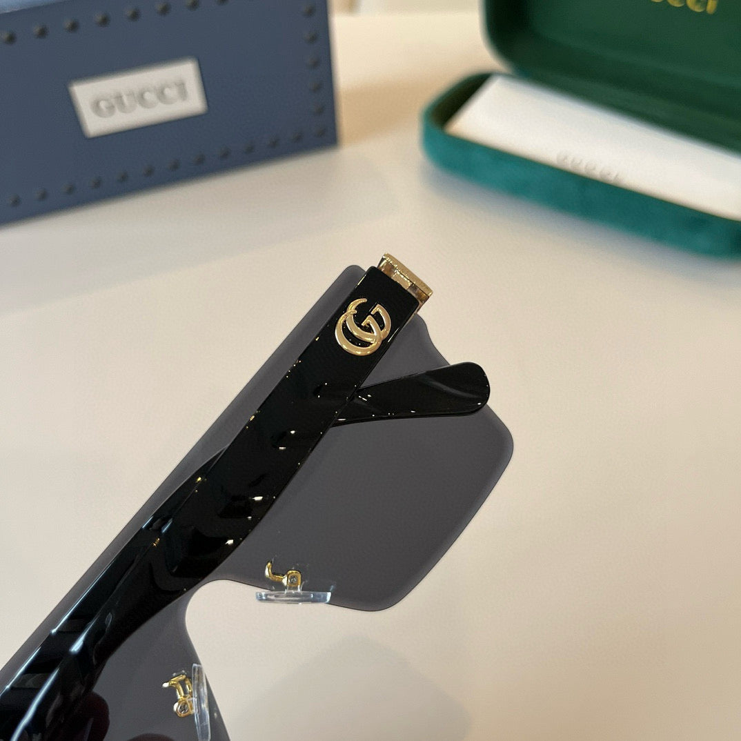 Oversized Shield Sunglasses with Gold Accent Detailing