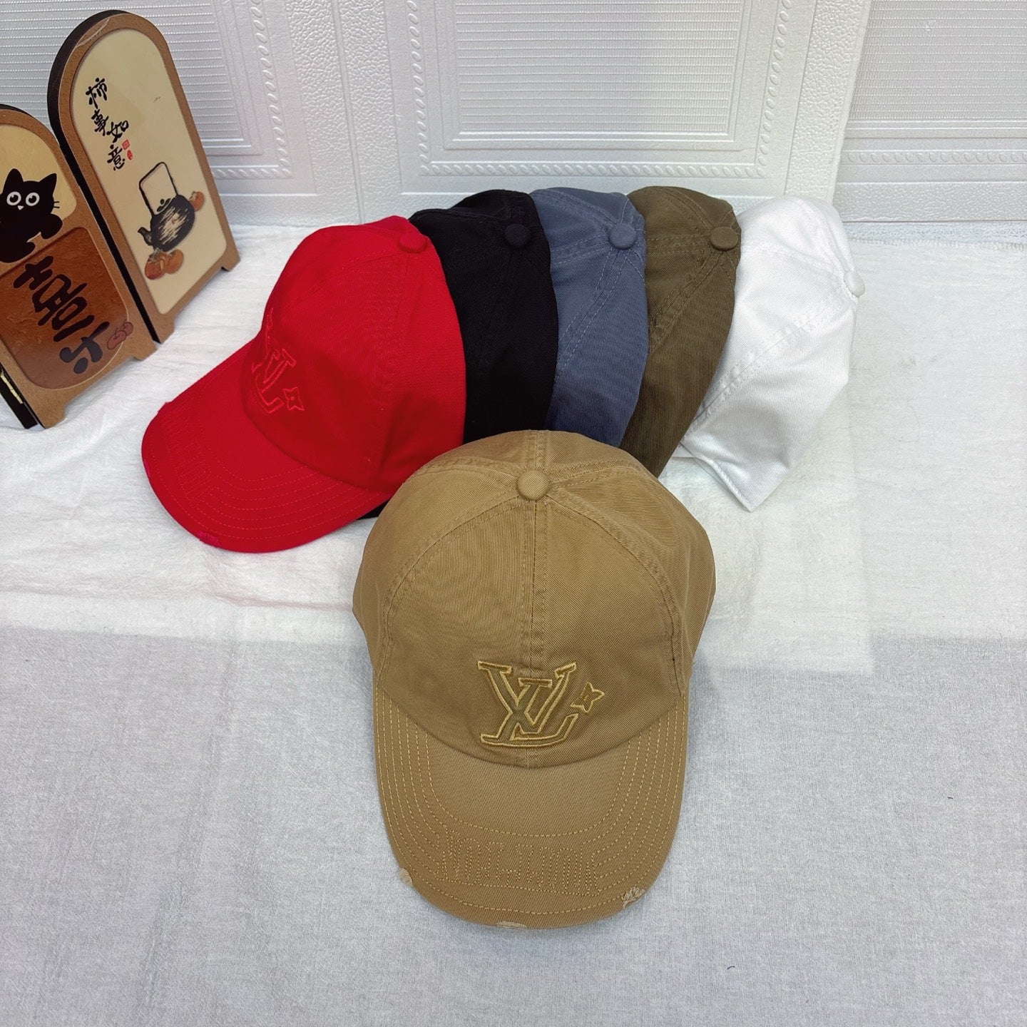 LV baseball Cap